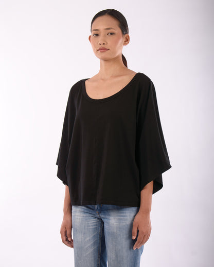 #CS004 Scoop-neck wing sleeve top in organic cotton jersey