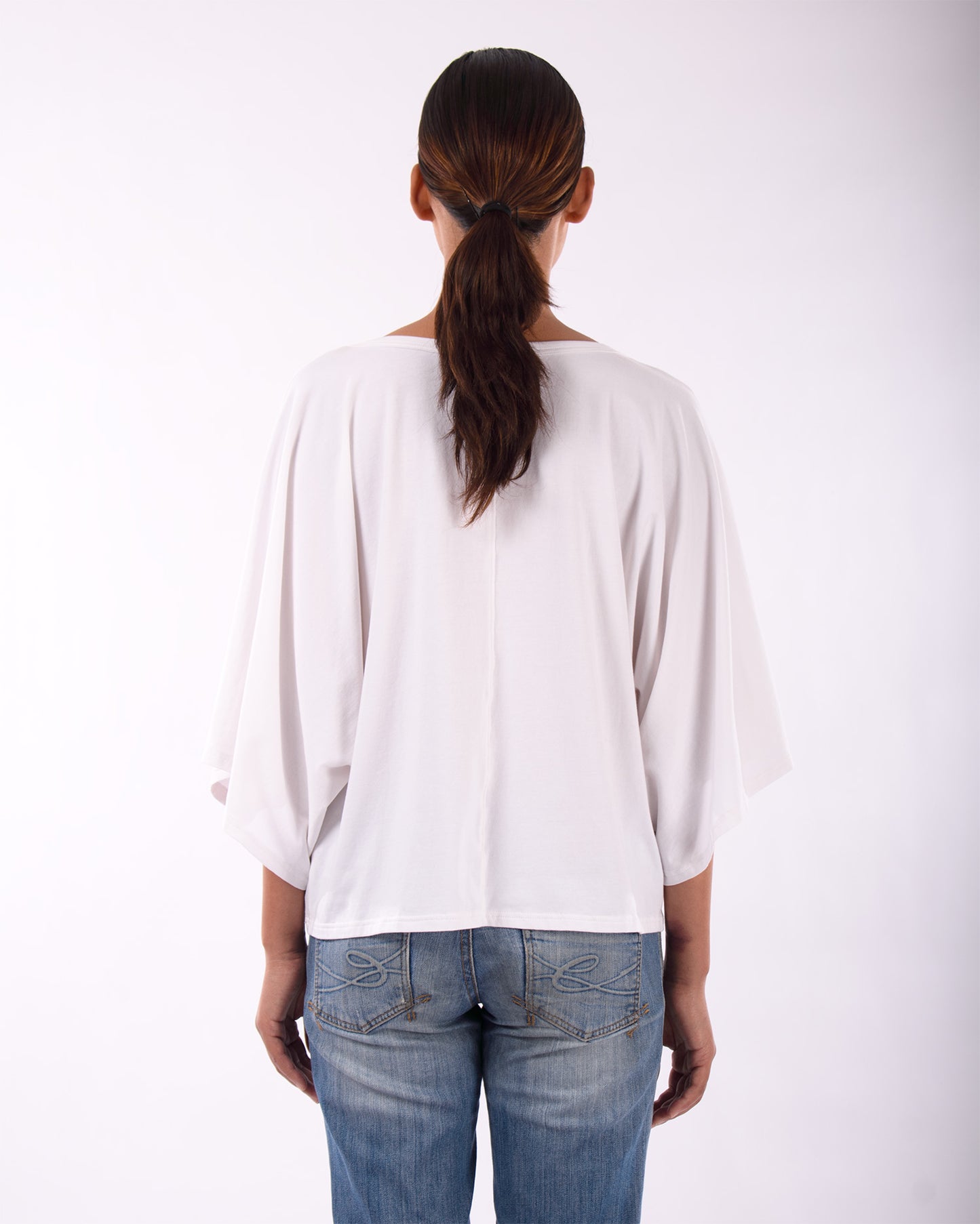 #CS004 Scoop-neck wing sleeve top in organic cotton jersey